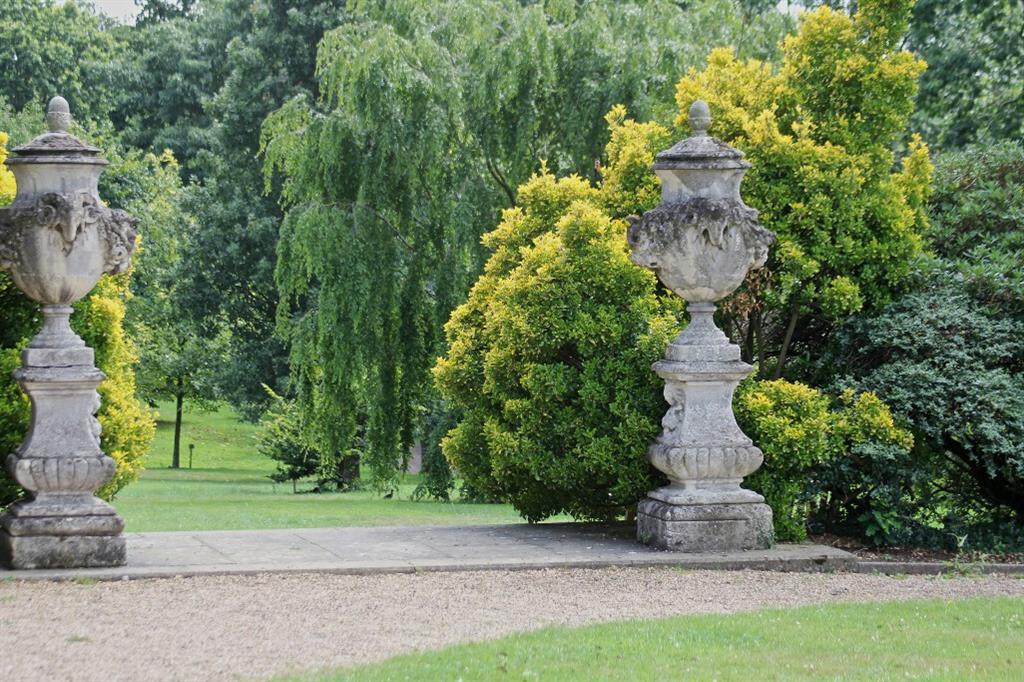 West Lodge Park Barnet Bagian luar foto